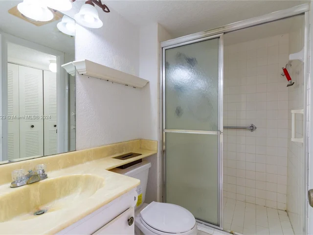 9301 Lime Bay Blvd # 312, Tamarac FL 33321