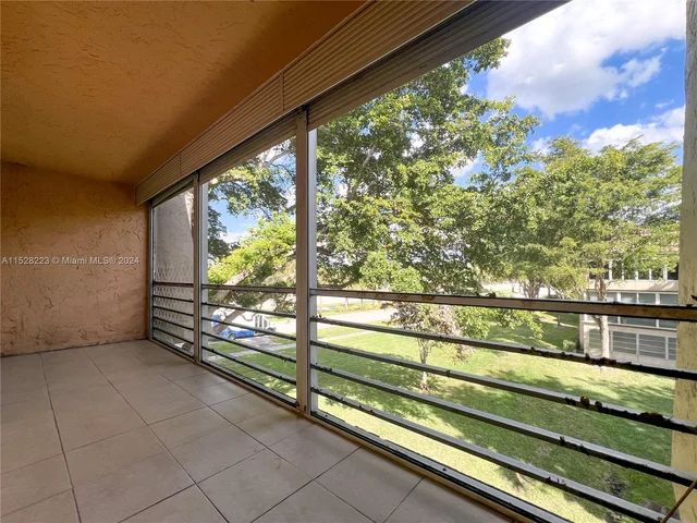 9301 Lime Bay Blvd # 312, Tamarac FL 33321