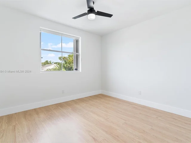 5324 NW 54th St, Coconut Creek FL 33073