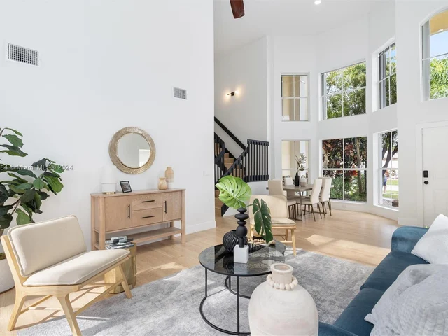 5324 NW 54th St, Coconut Creek FL 33073