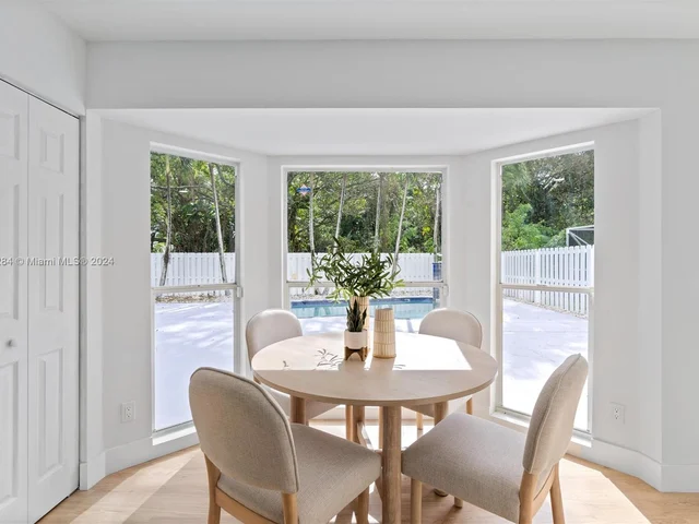 5324 NW 54th St, Coconut Creek FL 33073