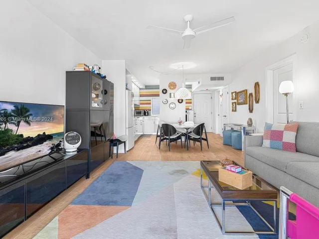 2903 Point East Dr # K602, Aventura FL 33160