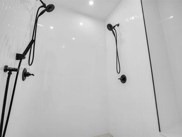 1223 Polk St # 0, Hollywood FL 33019