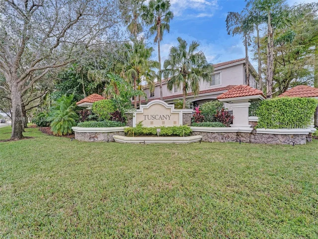 2733 SW 83rd Ave # 103, Miramar FL 33025