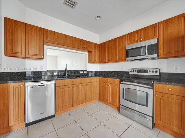 2733 SW 83rd Ave # 103, Miramar FL 33025