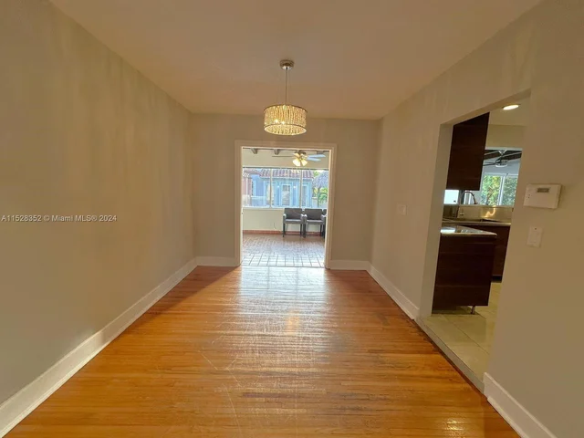 120 SW 26th Rd, Miami FL 33129