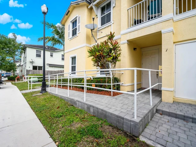 134 SE 28th Ter # 1, Homestead FL 33033