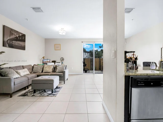 134 SE 28th Ter # 1, Homestead FL 33033