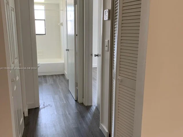 500 NE 2nd St # 418, Dania Beach FL 33004