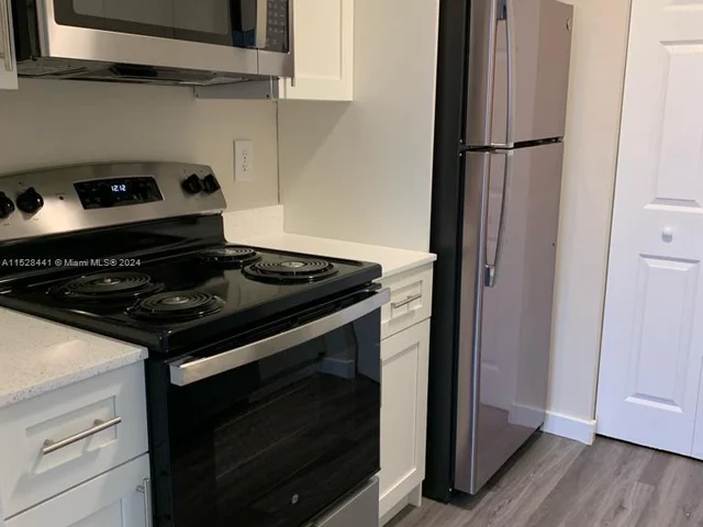 500 NE 2nd St # 418, Dania Beach FL 33004