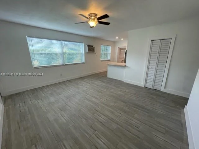 2048 NE 168th St # 3, North Miami Beach FL 33162