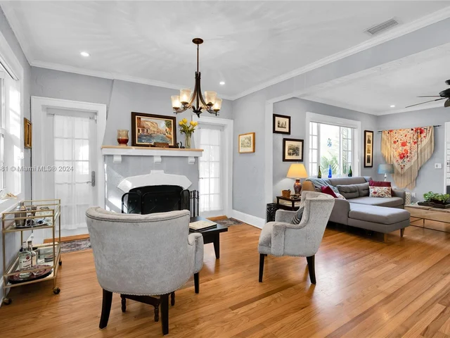 625 Navarre Ave, Coral Gables FL 33134