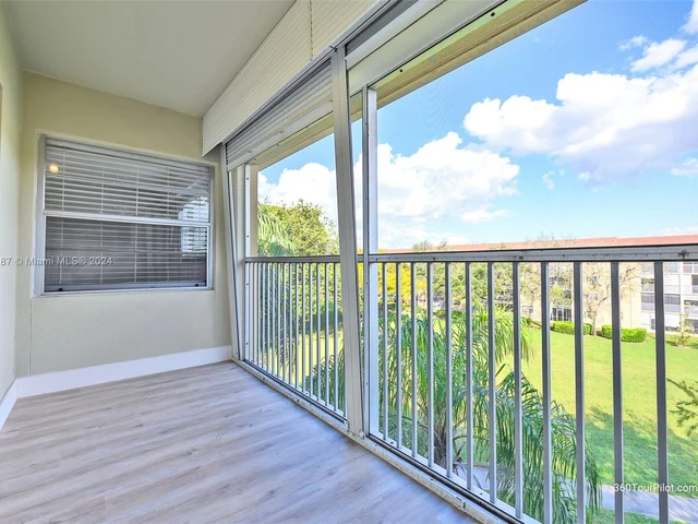 1351 SW 125th Ave # 401S, Pembroke Pines FL 33027