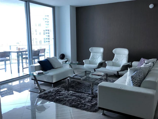 17301 Biscayne Blvd # 1107, North Miami Beach FL 33160