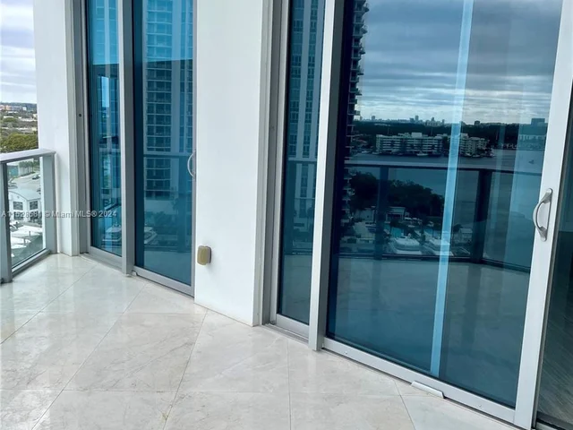 17301 Biscayne Blvd # 1107, North Miami Beach FL 33160