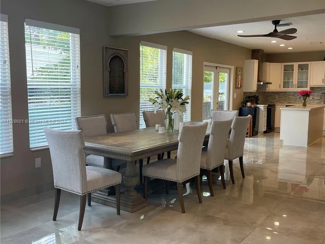 120 NW 49th St, Miami FL 33127