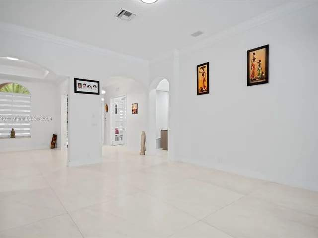 4830 Tropicana Ave, Cooper City FL 33330