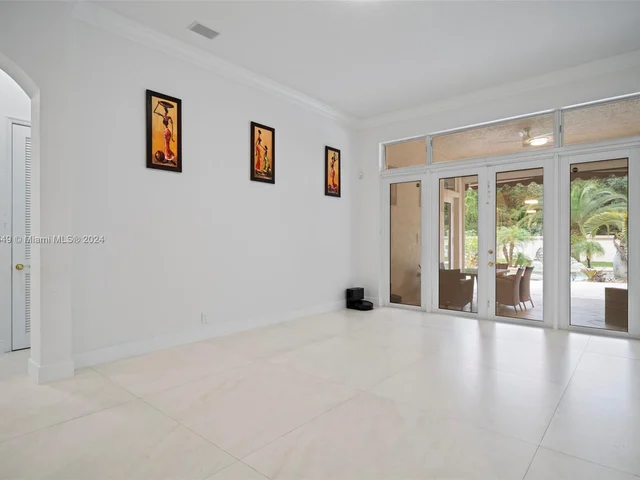 4830 Tropicana Ave, Cooper City FL 33330