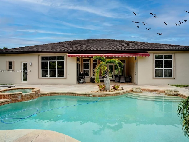 4830 Tropicana Ave, Cooper City FL 33330