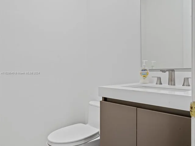 4830 Tropicana Ave, Cooper City FL 33330