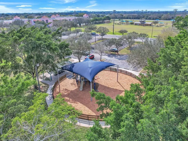 19010 23rd Ct, Pembroke Pines FL 33029