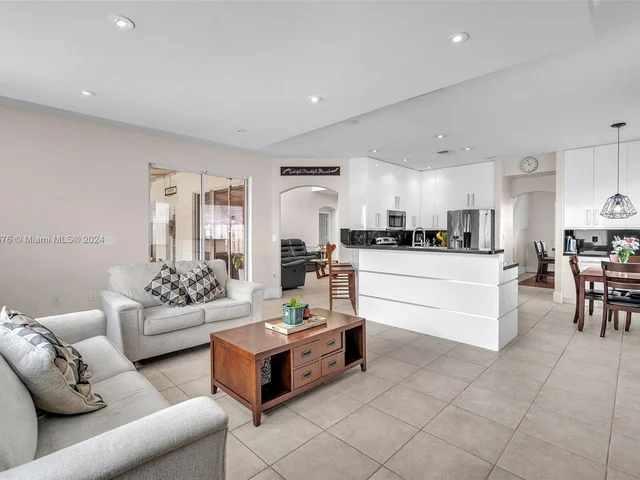 19010 23rd Ct, Pembroke Pines FL 33029