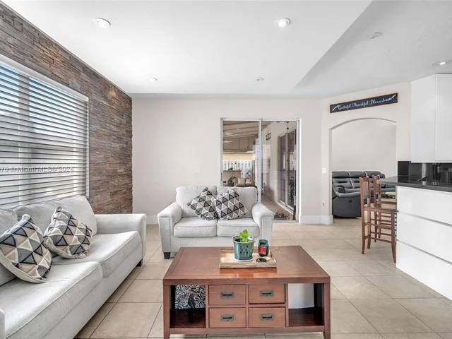 19010 23rd Ct, Pembroke Pines FL 33029