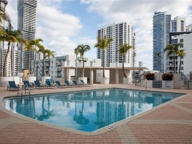 350 NE 24th St # 1203, Miami FL 33137