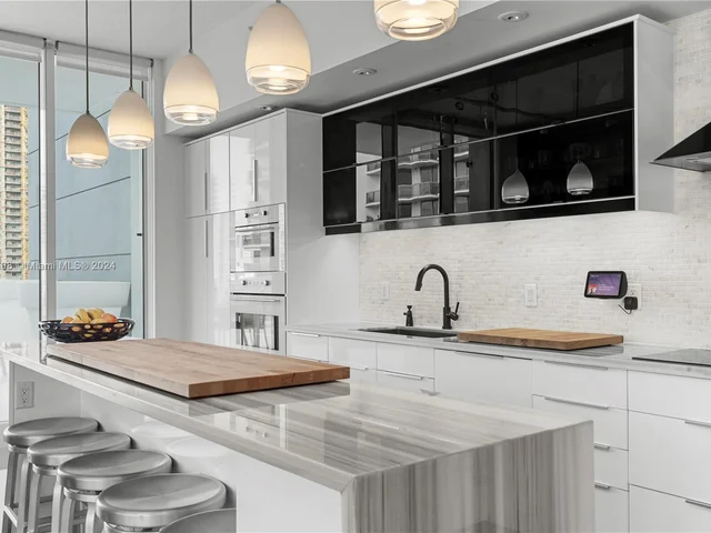 350 NE 24th St # 1203, Miami FL 33137