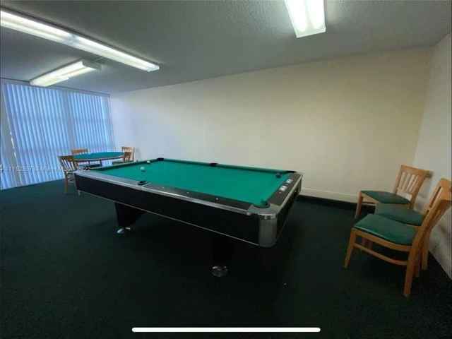 800 Parkview Dr # 511, Hallandale Beach FL 33009