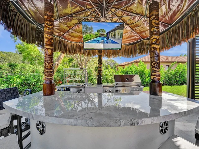 6435 SW 55th Pl, Davie FL 33314