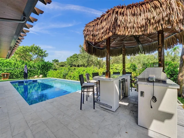 6435 SW 55th Pl, Davie FL 33314