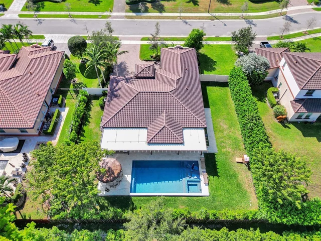 6435 SW 55th Pl, Davie FL 33314