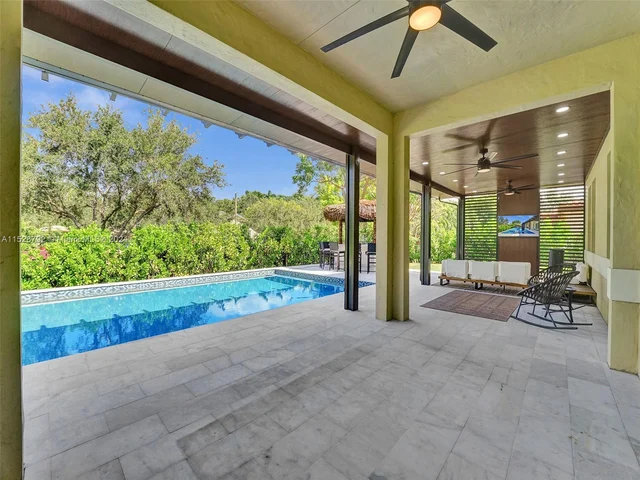 6435 SW 55th Pl, Davie FL 33314