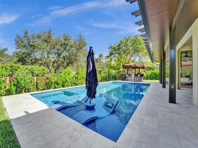 6435 SW 55th Pl, Davie FL 33314