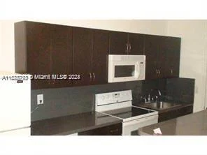 7920 Harding Ave # 4, Miami Beach FL 33141