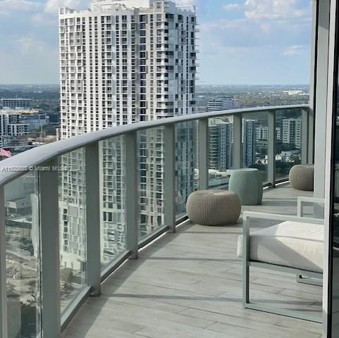 488 NE 18th St # 2900, Miami FL 33132