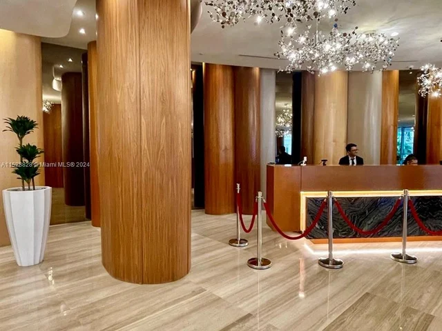 488 NE 18th St # 2900, Miami FL 33132