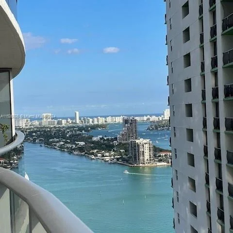 488 NE 18th St # 2900, Miami FL 33132