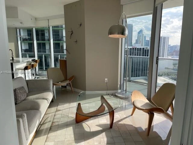 488 NE 18th St # 2900, Miami FL 33132