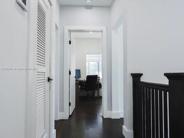 1605 NW 8th Ter # 0, Miami FL 33125