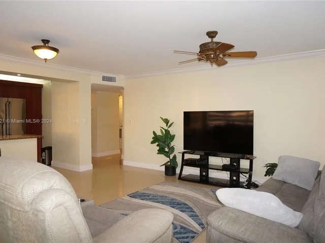 2750 NE 183rd St # 2303, Aventura FL 33160