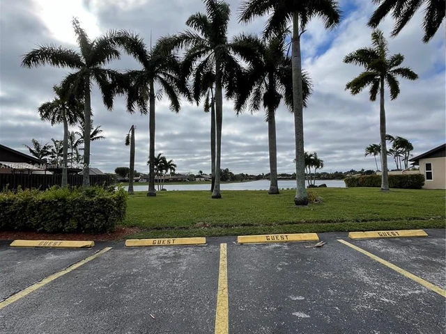 11615 SW 123rd Ave, Miami FL 33186