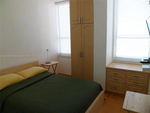 3505 S Ocean Dr # 1420, Hollywood FL 33019