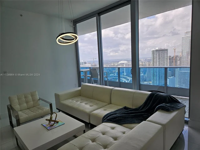 200 Biscayne Boulevard Way # 4809, Miami FL 33131