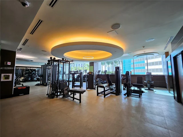 200 Biscayne Boulevard Way # 4809, Miami FL 33131