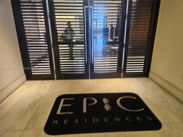 200 Biscayne Boulevard Way # 4809, Miami FL 33131