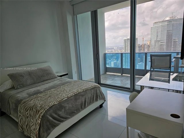 200 Biscayne Boulevard Way # 4809, Miami FL 33131