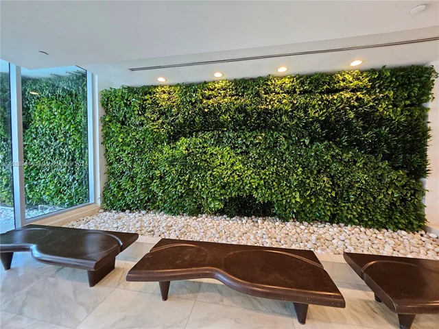 200 Biscayne Boulevard Way # 4809, Miami FL 33131