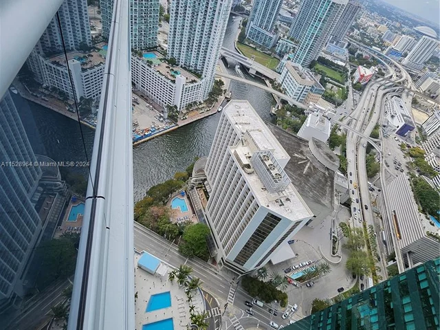 200 Biscayne Boulevard Way # 4809, Miami FL 33131